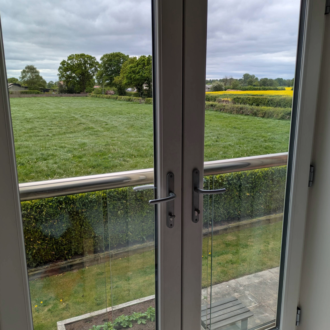 Double and triple glazed unit upgrades by R Davies Glazing Services offering highly competitive rates and guarateed installations