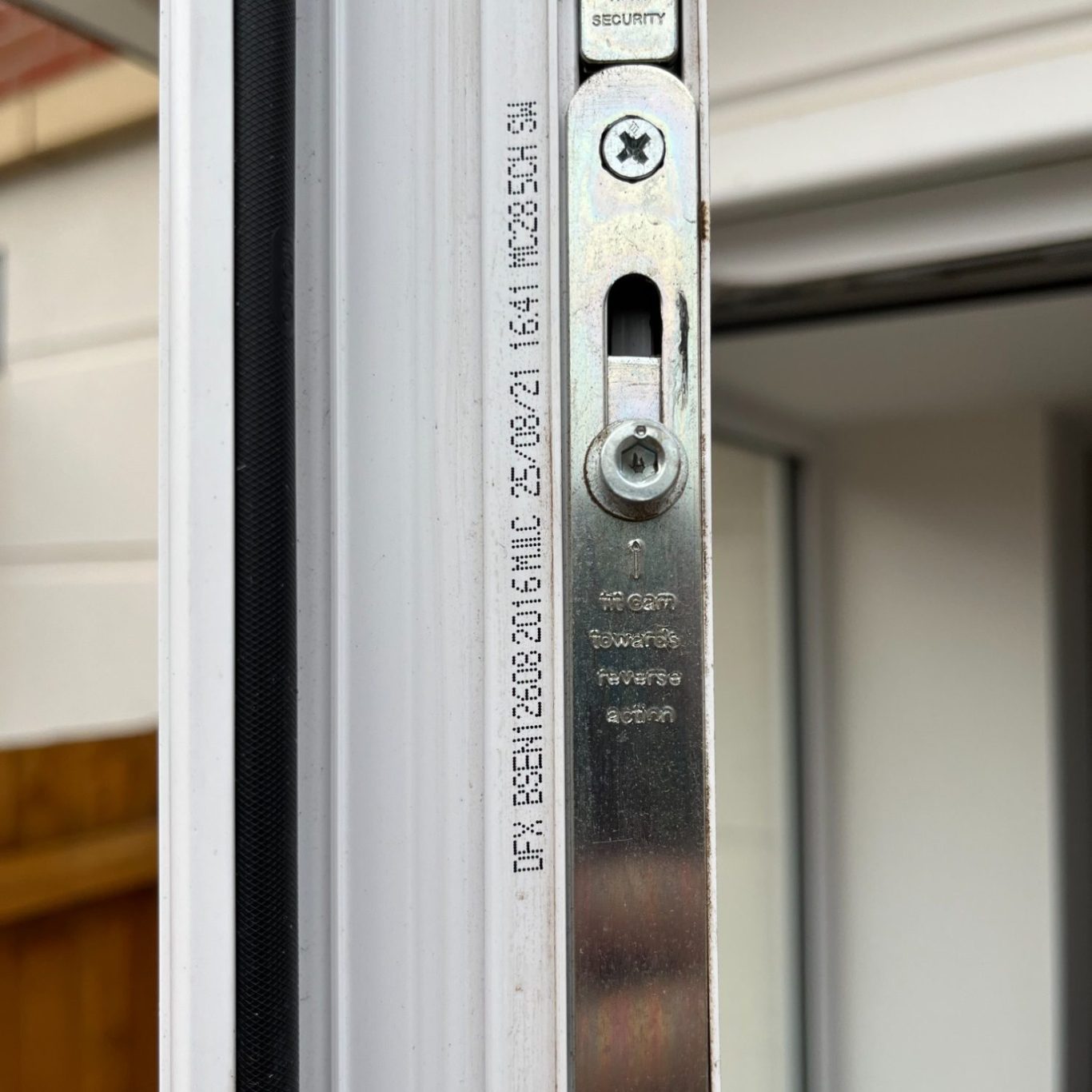 Upvc window locking mechanism service at competitive prices R Davies Glazing Services provide a replacement Upvc window and door locking mechanism service