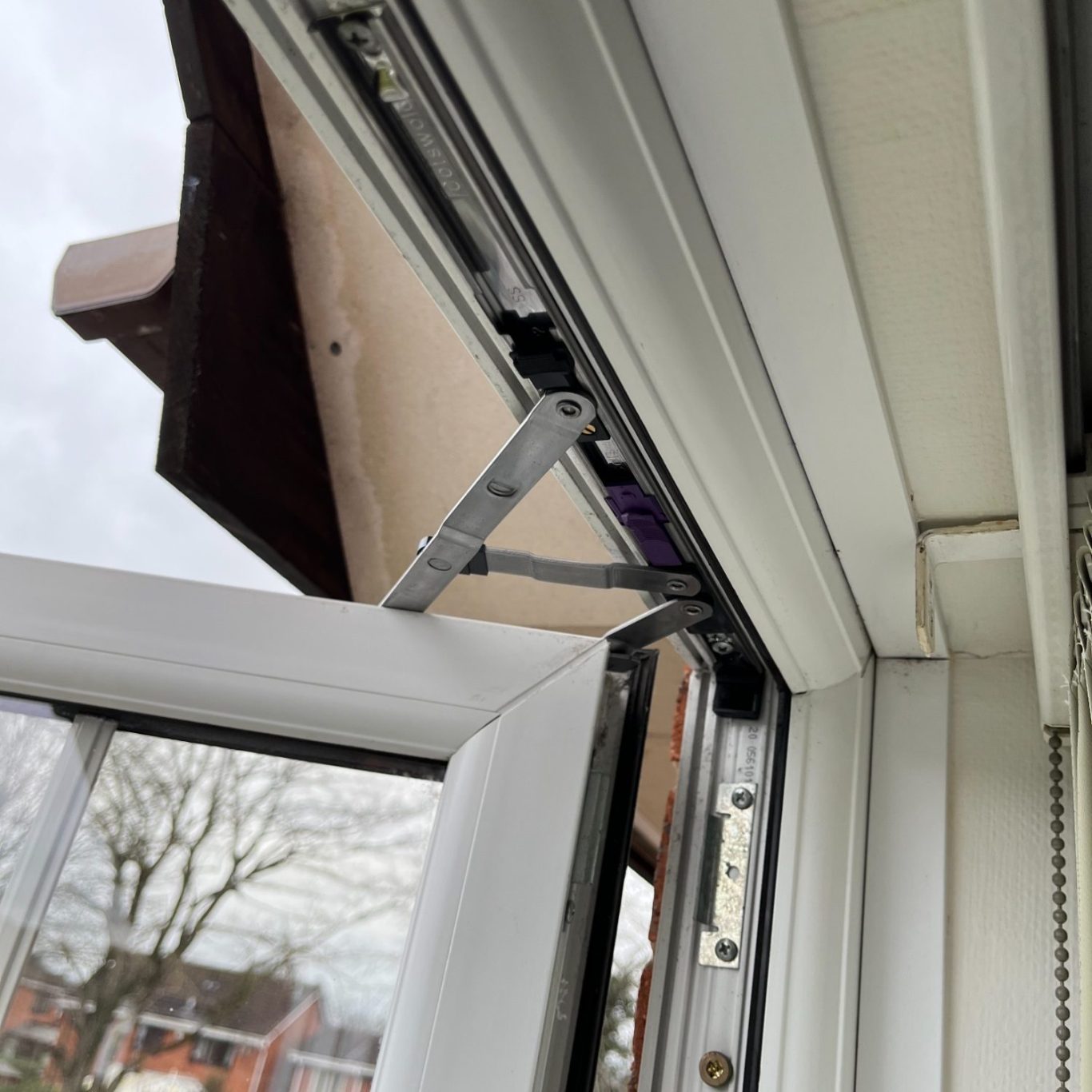 Upvc window hinge replacement service R Davies Glazing Service Upvc window hinge replacements and upgrades